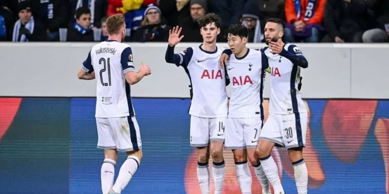Spurs thăng hoa với hàng loạt ngôi sao trong đội hình chính